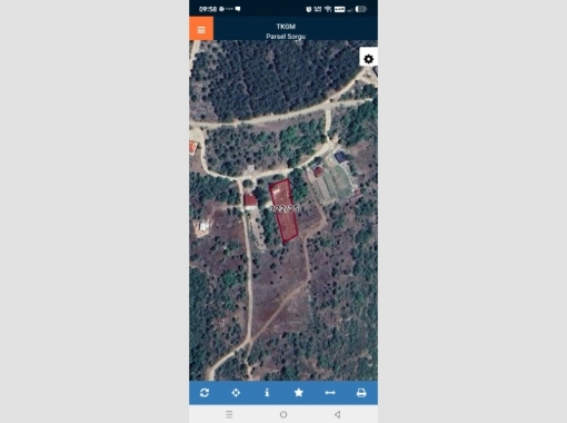 SAFRANBOLU YAZIKÖYDE 852M2 SATILIK HOBİ BAHÇESİ ARABA TAKASI OLUR